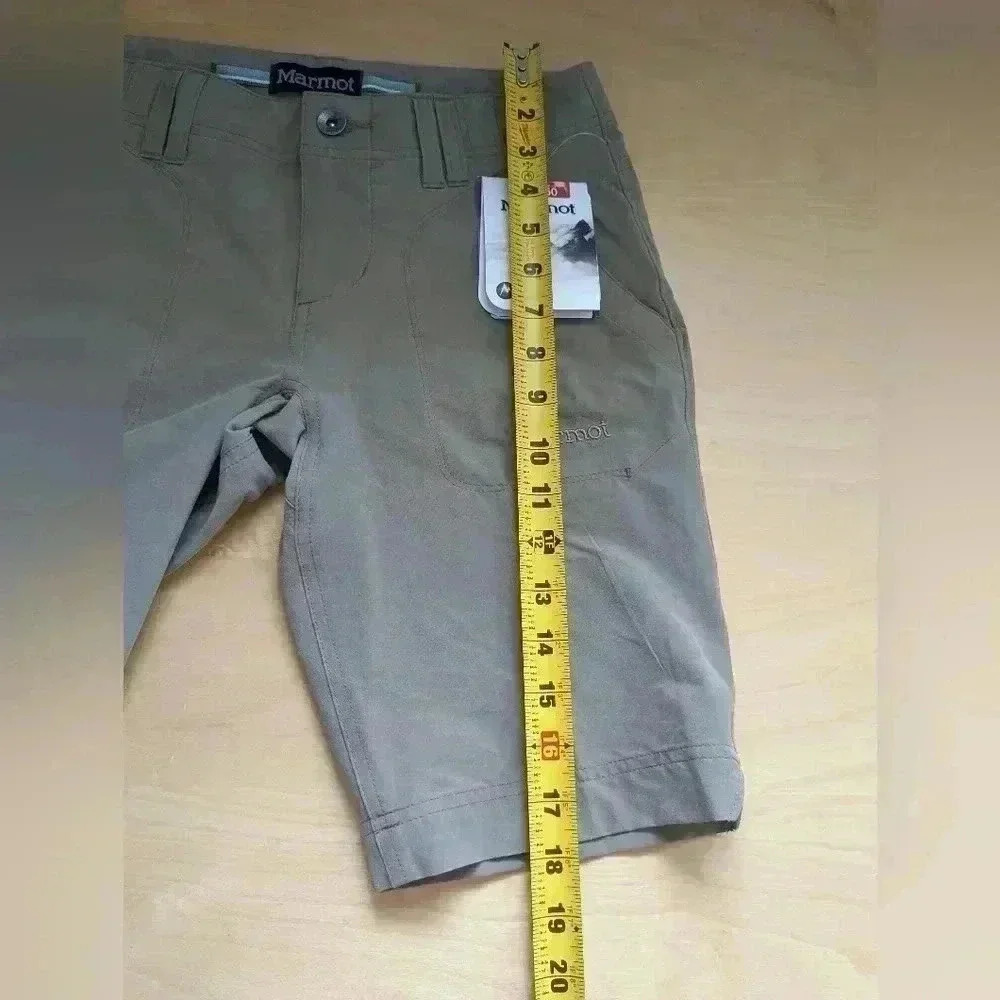NWT ! MARMOT LOBO's women Short Size 2 Desert Kakhi Upf 50 Nylon Outdoor - Picture 16 of 16